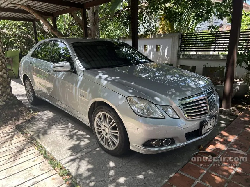 2011 Mercedes-Benz E250 Elegance CDI BlueEFFICIENCY Sedan