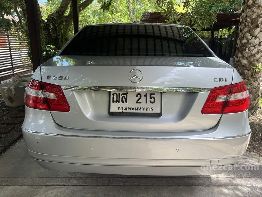 2011 Mercedes-Benz E250 Elegance CDI BlueEFFICIENCY Sedan