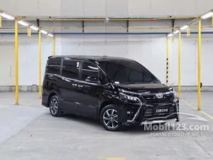 2020 Toyota Voxy 2.0 MPV