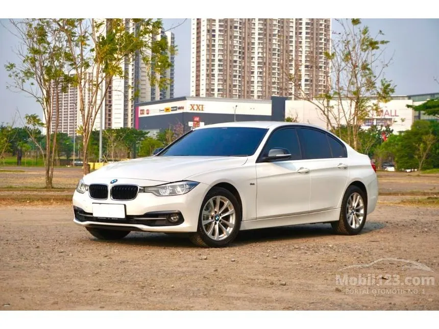 2016 BMW 320i Sport Sedan