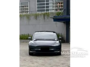 2021 Tesla Model 3 Long Range Sedan