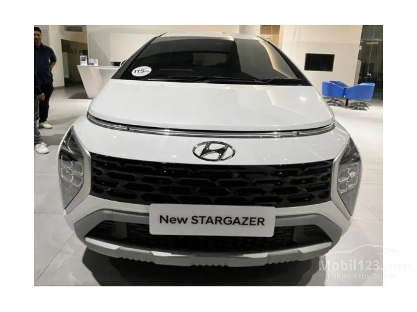 Jual Mobil Hyundai Stargazer 2024 Prime 1.5 di Banten Automatic Wagon Putih Rp 295.900.000