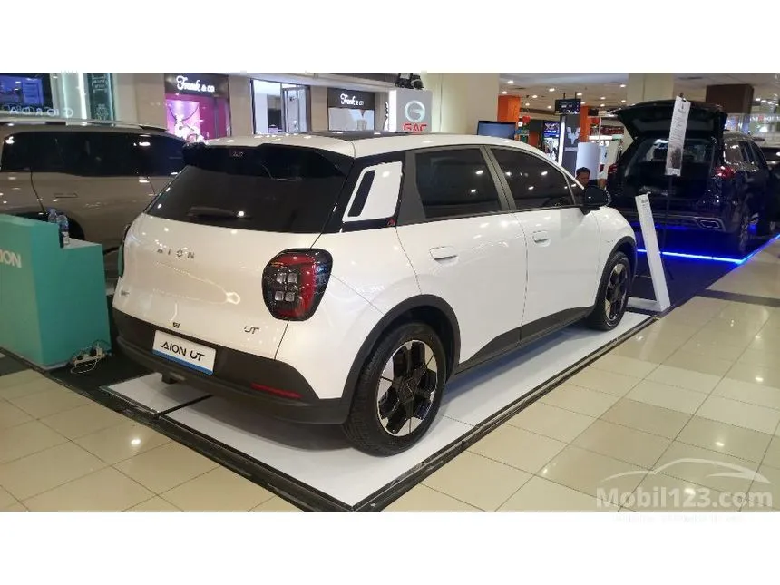 2026 GAC AION UT Premium Hatchback