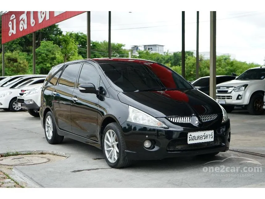 2010 Mitsubishi SPACE WAGON GLS Limited Wagon