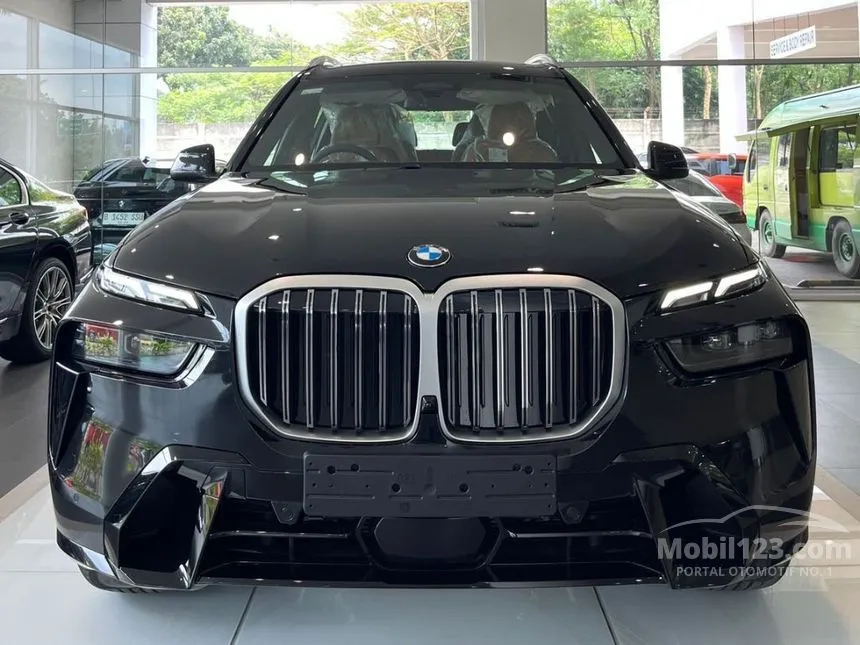 Jual Mobil BMW X7 2024 xDrive40i M Sport 3.0 di Jawa Barat Automatic Wagon Hitam Rp 2.774.000.000