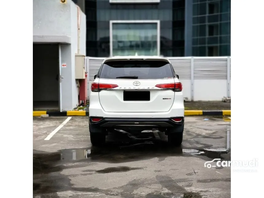 2018 Toyota Fortuner VRZ TRD 4X2 SUV