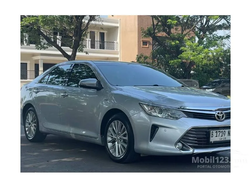 Jual Mobil Toyota Camry 2015 V 2.5 di DKI Jakarta Automatic Sedan Silver Rp 199.000.000
