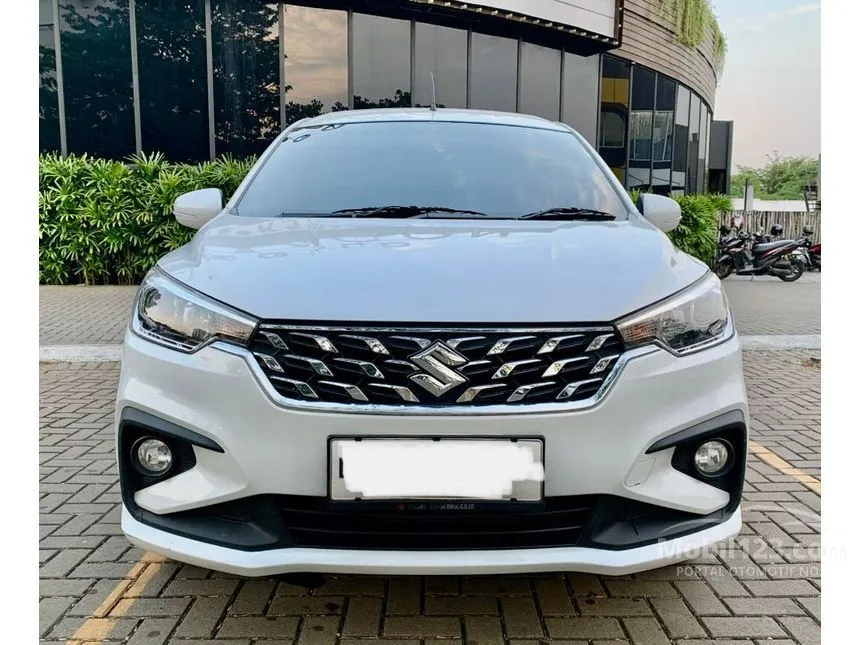 Jual Mobil Suzuki Ertiga 2023 GX Hybrid 1.5 di Jawa Barat Automatic MPV Putih Rp 203.500.000