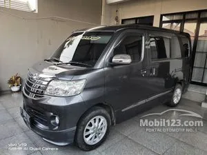 2020 Daihatsu Gran Max 1.5 Mini Bus D PS Van