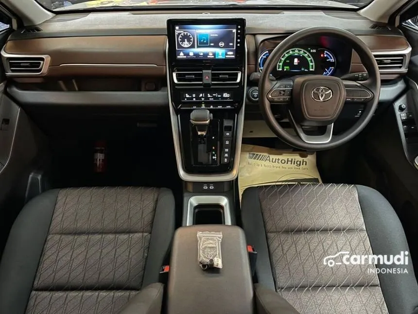 2023 Toyota Kijang Innova Zenix G HV Wagon