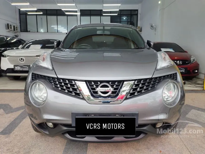 Jual Mobil Nissan Juke 2017 RX Black Interior 1.5 di Jawa Timur Automatic SUV Abu