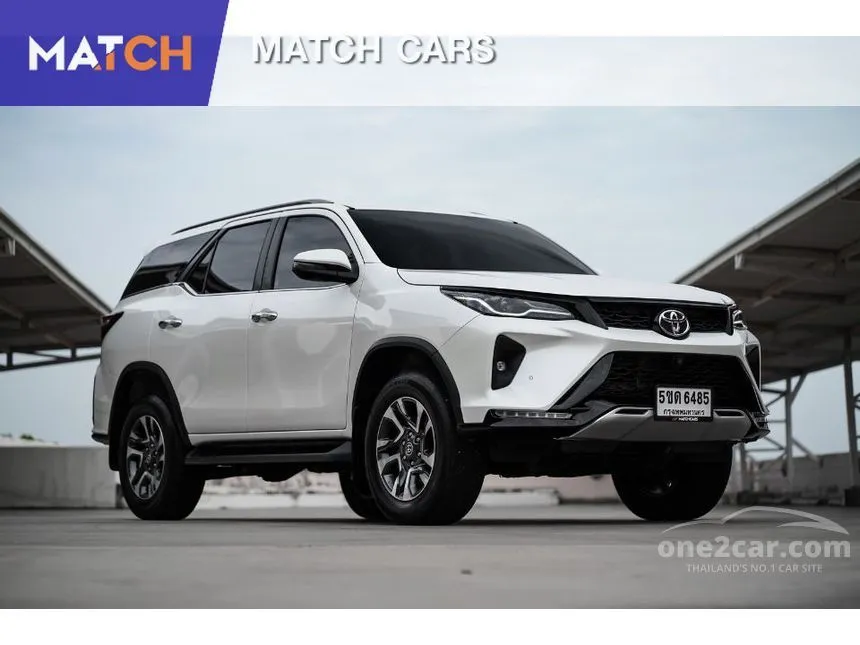 2024 Toyota FORTUNER Leader V SUV