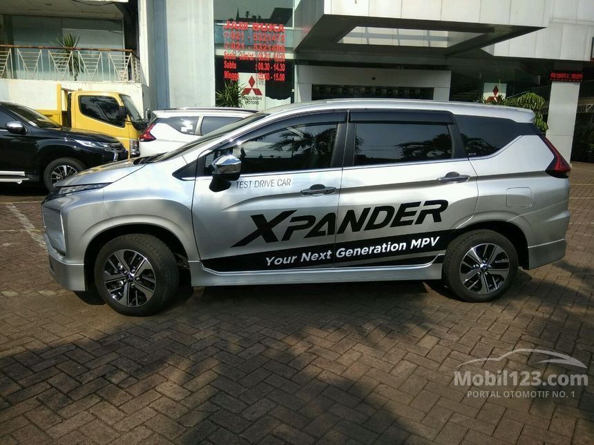 Jual Mobil  Mitsubishi Xpander  2019  SPORT  1 5 di DKI 