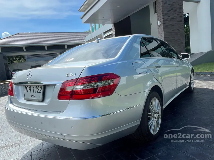 2011 Mercedes-Benz E250 Elegance CDI BlueEFFICIENCY Sedan