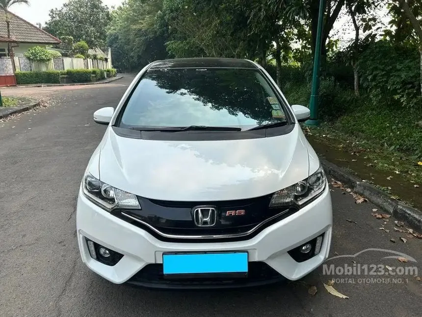Jual Mobil Honda Jazz 2014 RS Black Top Limited Edition 1.5 di Jawa Barat Automatic Hatchback Putih Rp 205.000.000