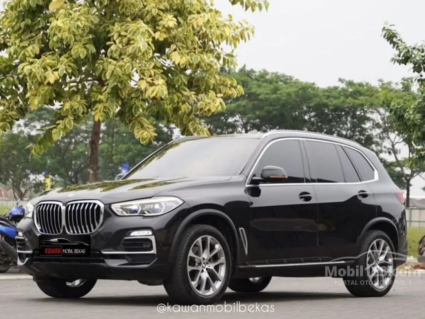 Jual Mobil BMW X5 2020 xDrive40i xLine 3.0 di Banten Automatic SUV Hitam Rp 889.000.000