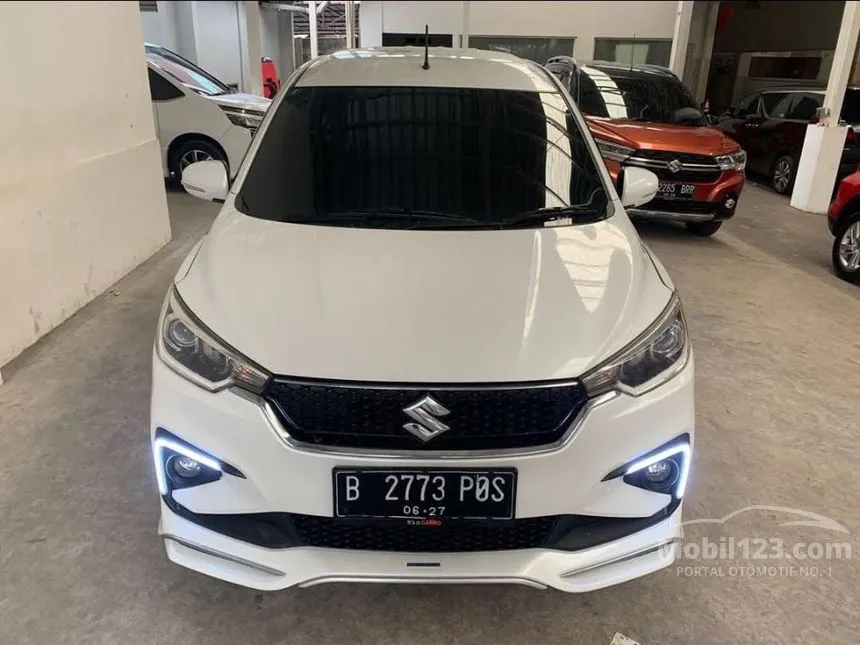 Jual Mobil Suzuki Ertiga 2022 Hybrid SS 1.5 di DKI Jakarta Automatic MPV Putih Rp 209.000.000