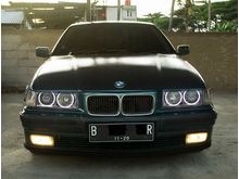 1995 BMW 320i 2.0 2.0 Manual Sedan Green Boston
