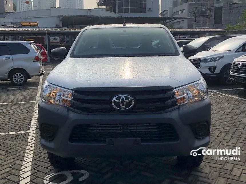 Jual Mobil Toyota Hilux 2024 Single Cab 2.4 di DKI Jakarta Manual Pick