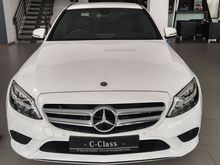 HARGA TERBAIK (DP 20 JUTA) Mercedes-Benz C200 1.5 Avantgarde PUTIH 2019