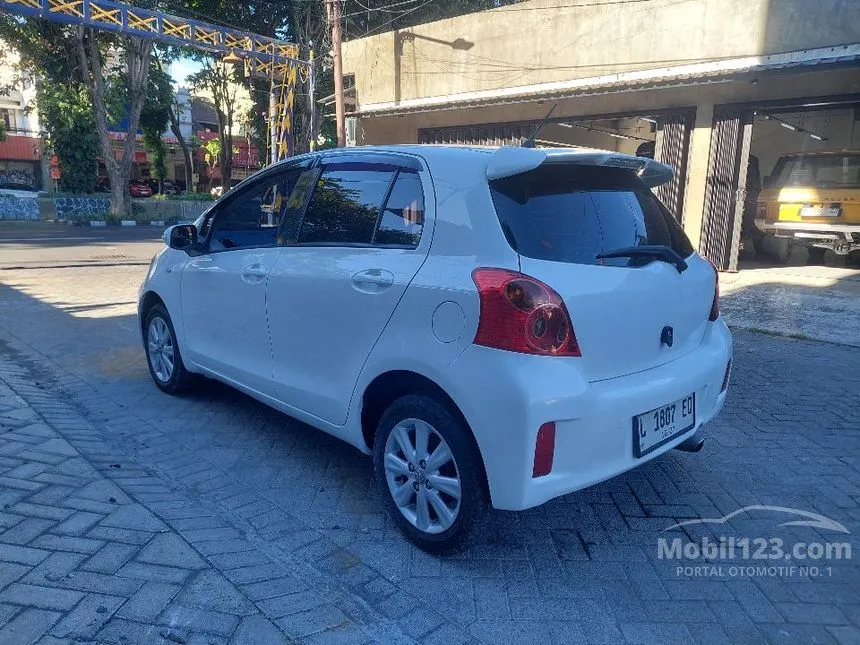 2012 Toyota Yaris J Hatchback
