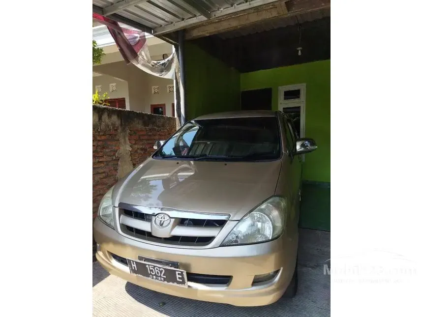 Jual Mobil Toyota Kijang Innova 2004 G 2.0 di Jawa Tengah Automatic MPV Coklat Rp 96.500.000