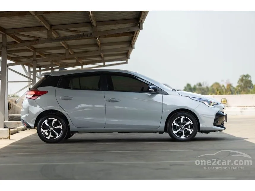 2023 Toyota Yaris Smart Hatchback