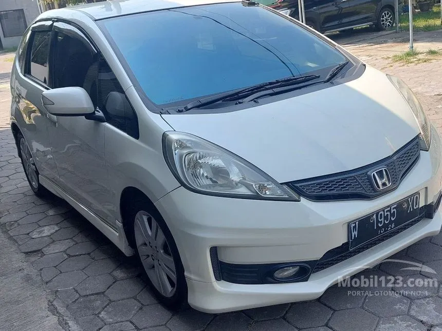 Jual Mobil Honda Jazz 2011 RS 1.5 di Jawa Timur Automatic Hatchback Putih Rp 149.900.000