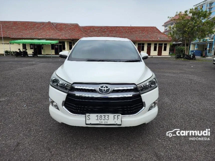 Jual Mobil Toyota Kijang Innova 2018 V 2.4 di Jawa Timur Automatic MPV Putih Rp 353.000.000
