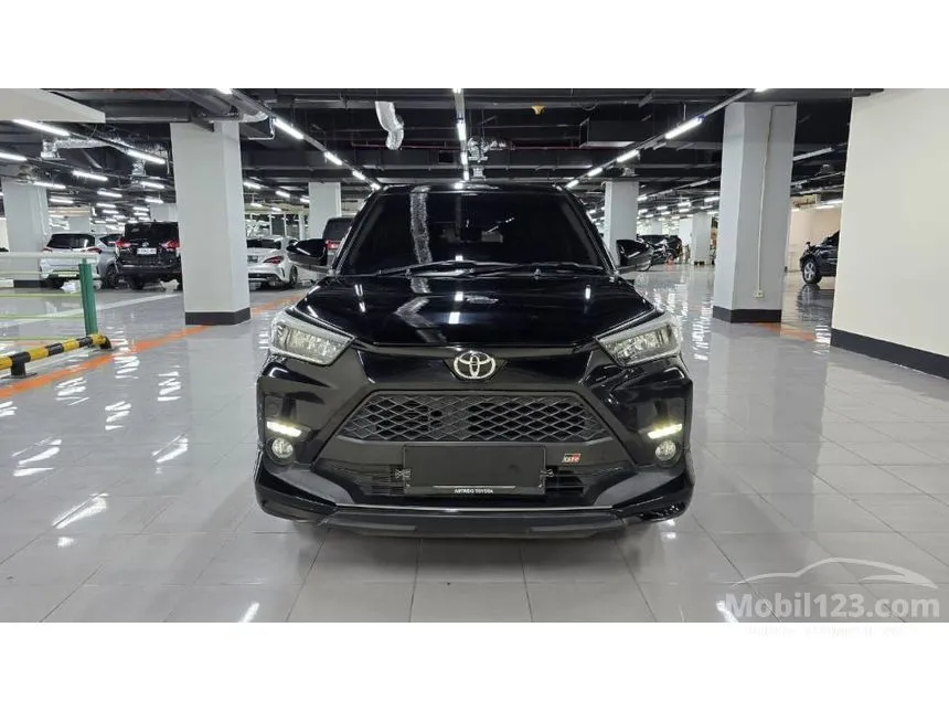 Jual Mobil Toyota Raize 2022 GR Sport TSS (2 Tone) 1.0 di DKI Jakarta Automatic SUV Hitam Rp 208.000.000