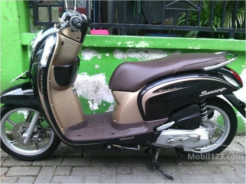 Jual Motor  Honda Scoopy  2014 0 1 di Jawa  Timur  Automatic 