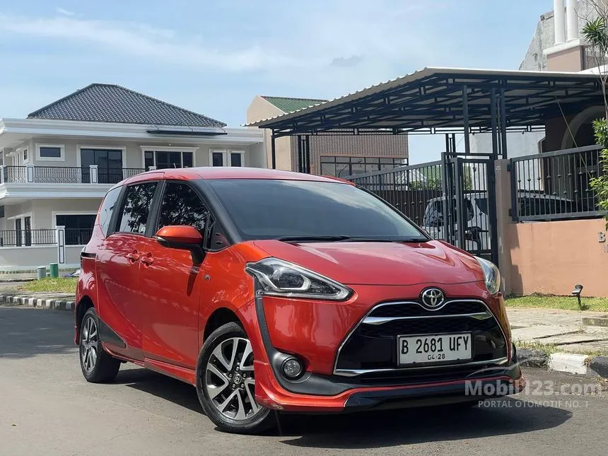 Jual Mobil Toyota Sienta 2017 Q 1.5 di DKI Jakarta Automatic MPV Orange Rp 168.000.000