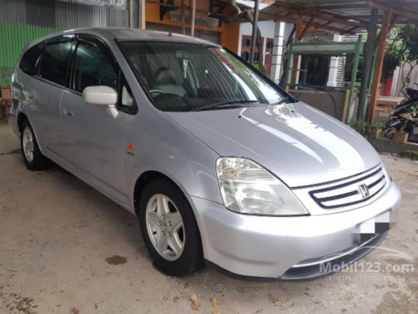 Honda stream 2003 фото