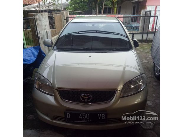 Toyota Vios  Mobil  Bekas  Baru  dijual  di Bandung  Jawa 