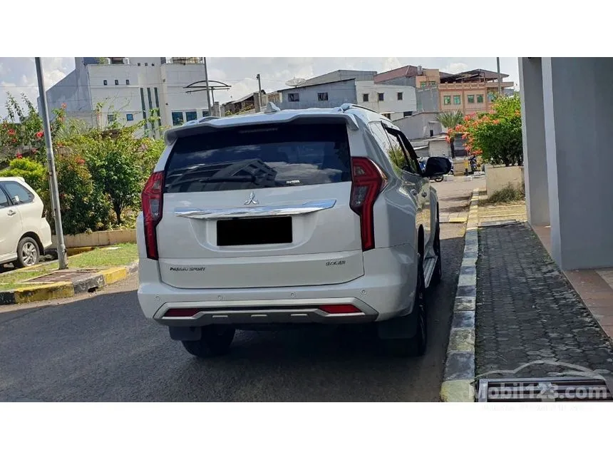 2023 Mitsubishi Pajero Sport Dakar 4x2 SUV