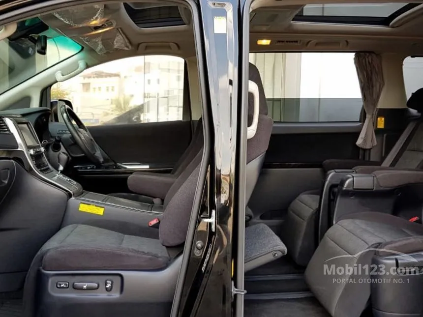 2012 Toyota Vellfire ZG MPV