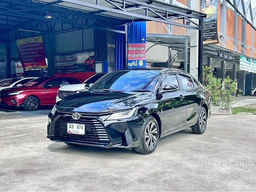 2023 Toyota Yaris Ativ Smart Sedan
