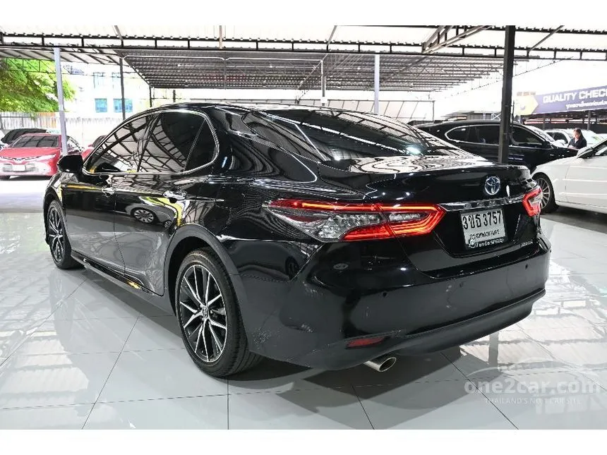 2022 Toyota CAMRY HEV Premium Sedan