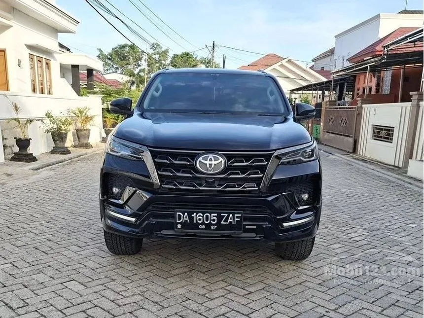 Jual Mobil Toyota Fortuner 2022 GR Sport 2.7 di Kalimantan Selatan Automatic SUV Hitam Rp 548.000.000