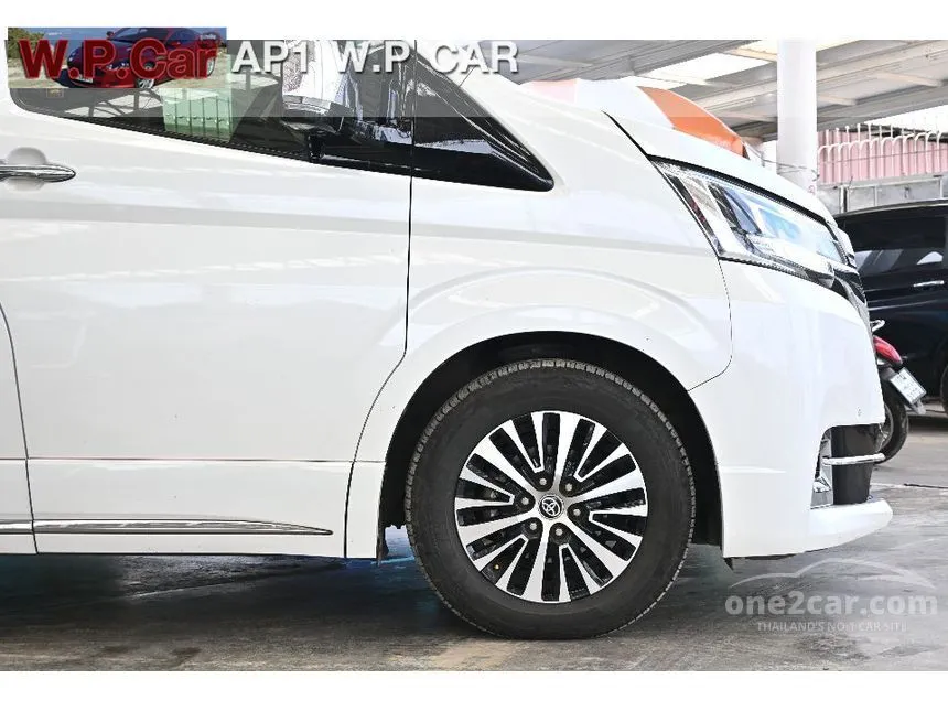2020 Toyota Majesty Premium Van
