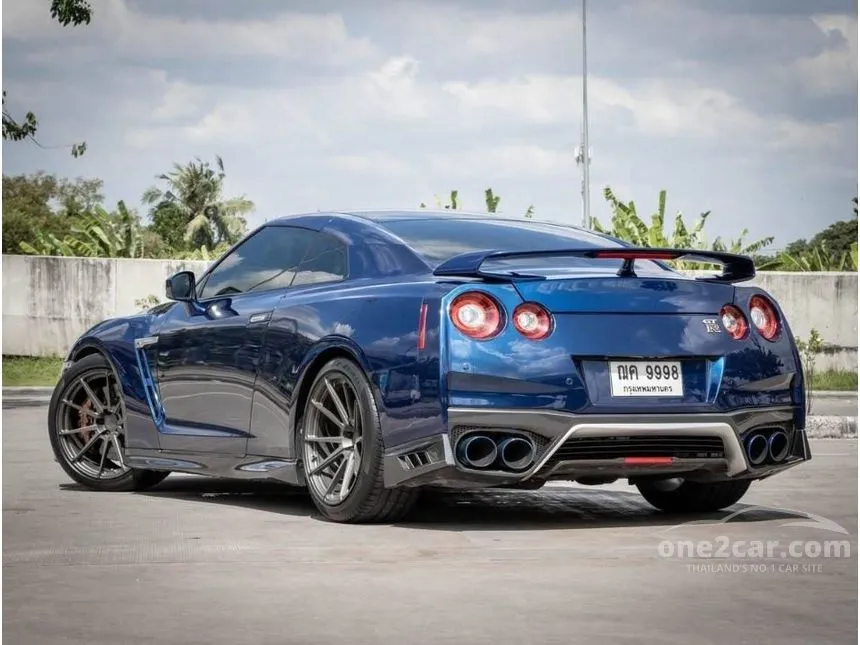 2011 Nissan GT-R Coupe