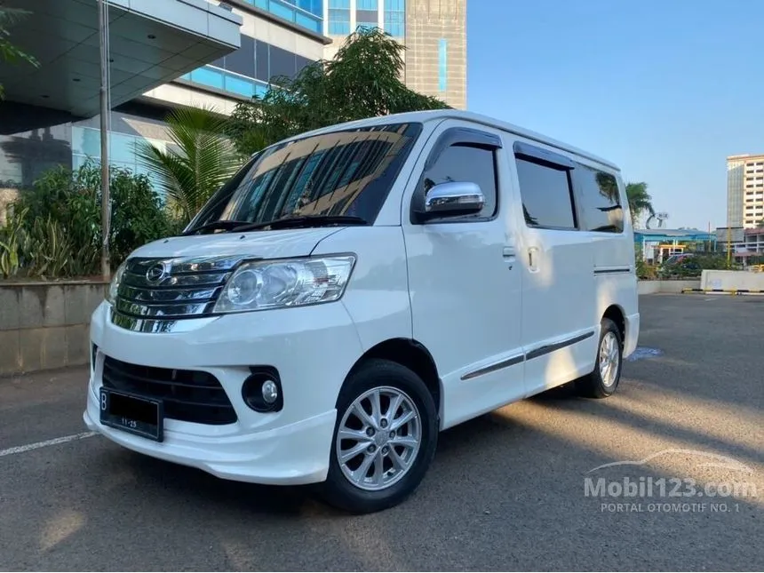 Jual Mobil Daihatsu Luxio 2015 X 1.5 di DKI Jakarta Automatic MPV Putih Rp 135.000.000
