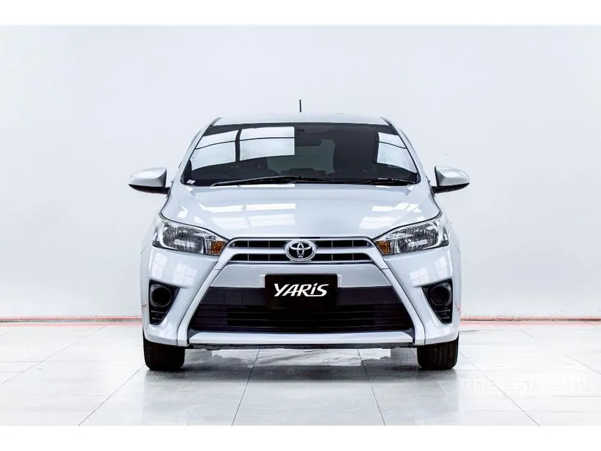 2015 Toyota YARIS E Hatchback