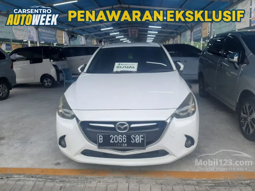 Jual Mobil Mazda 2 2016 R 1.5 di Jawa Barat Automatic Hatchback Putih Rp 165.000.000