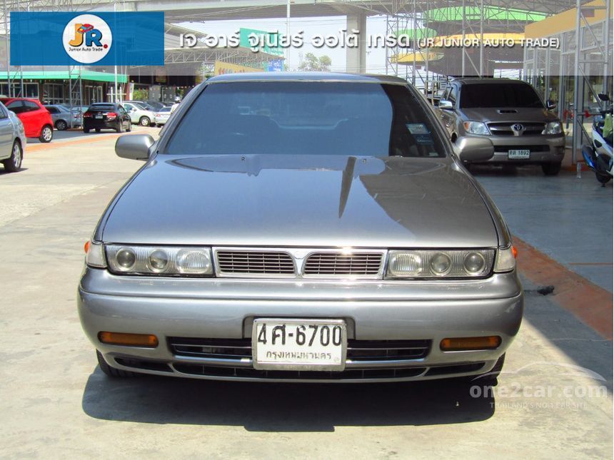 Nissan cefiro 1995