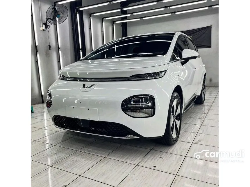 2024 Wuling Cloud EV EV Hatchback