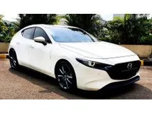 2020 Mazda 3 2.0 SKYACTIV-G Hatchback AT Putih Metalik
