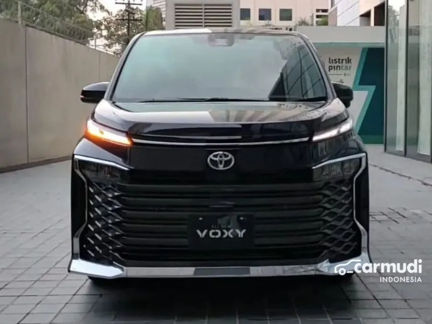 2024 Toyota Voxy Van Wagon