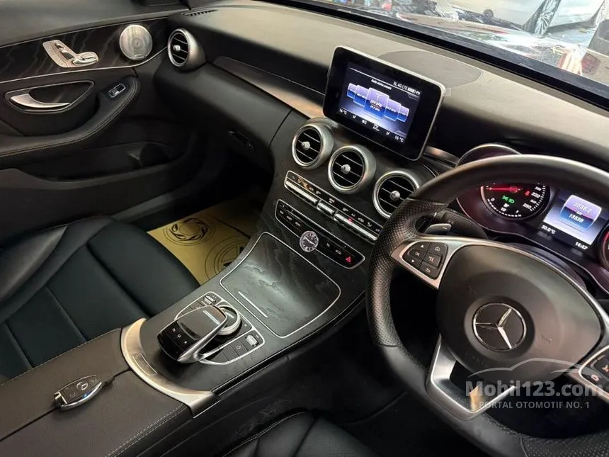 2015 Mercedes-Benz C250 AMG Sedan