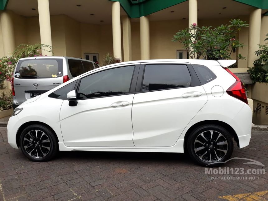 Jual Mobil Honda Jazz 2016 RS 1.5 di DKI Jakarta Automatic 